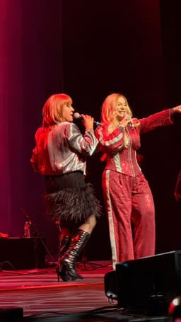 Miriam Cruz y Milly Quezada llenan el Lehman Center en una noche de merengue y elegancia